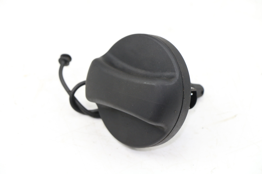 photo de BOUCHON RESERVOIR ESSENCE BMW C GT 650 (2012 - 2015)