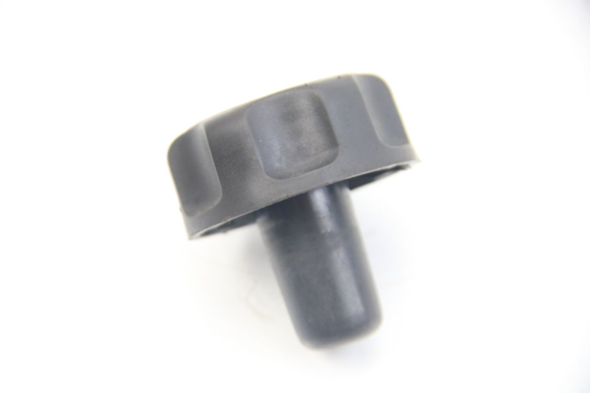 photo de BOUCHON RESERVOIR ESSENCE MBK BOOSTER NEXT GENERATION 50 (2004 - 2007) - Vue principale