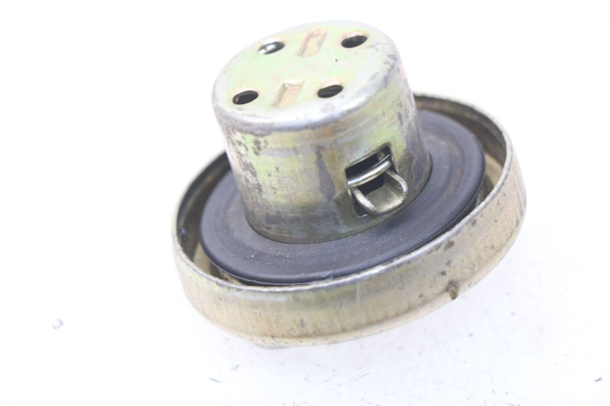 photo de BOUCHON RESERVOIR ESSENCE JMSTAR CJ12M 125 (2005 - 2007)