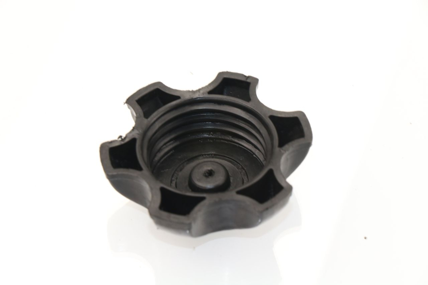 photo de BOUCHON RESERVOIR ESSENCE CRZ PIT BIKE 125 (2010 - 2018)