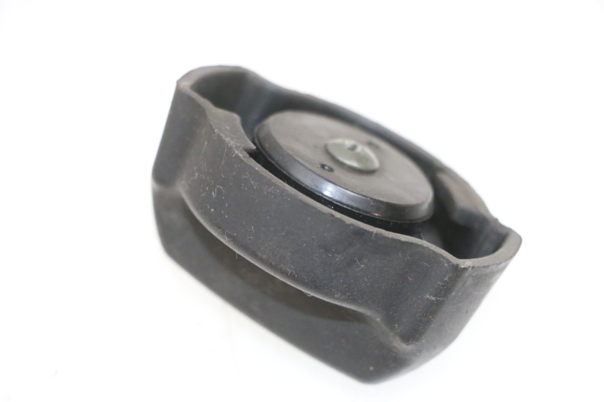 photo de BOUCHON RESERVOIR ESSENCE PEUGEOT DJANGO 4T 50 (2014 - 2019) - Zoom état d’usage