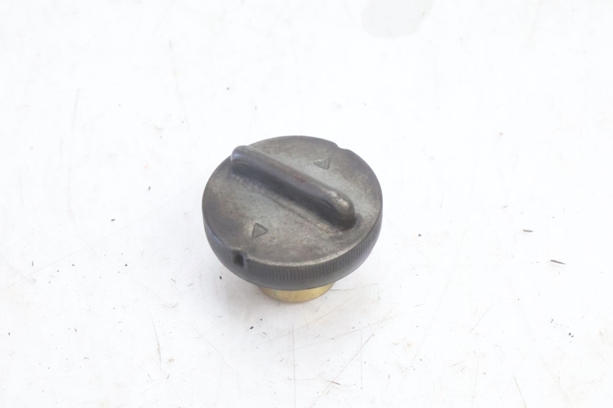 photo de BOUCHON RESERVOIR ESSENCE HONDA FES PANTHEON 2T 125 (1998 - 2002) - Vue principale