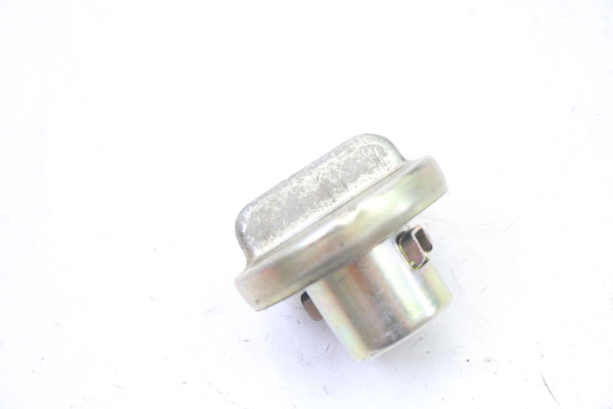 photo de BOUCHON RESERVOIR ESSENCE VENESI FLY RETRO 4T 50 (2020 - 2025)