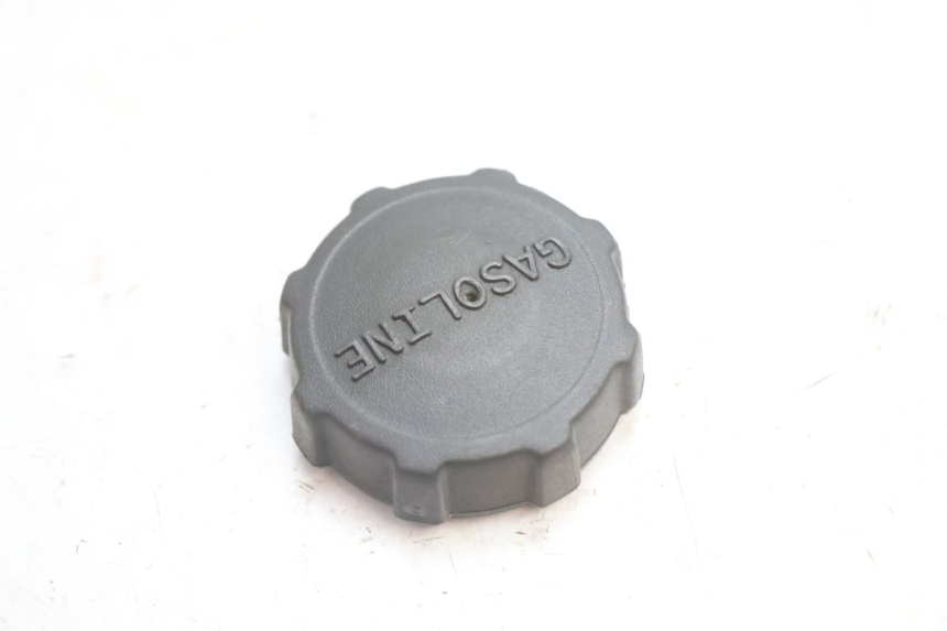photo de BOUCHON RESERVOIR ESSENCE GILERA GP 800 (2007 - 2013) - Détail de la pièce