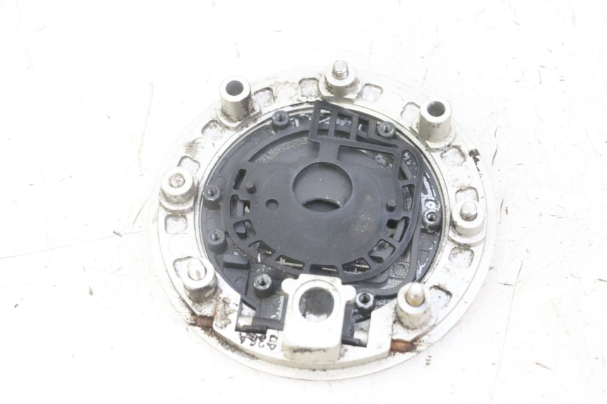 photo de BOUCHON RESERVOIR ESSENCE SUZUKI GS GSE 500 (2001 - 2003)