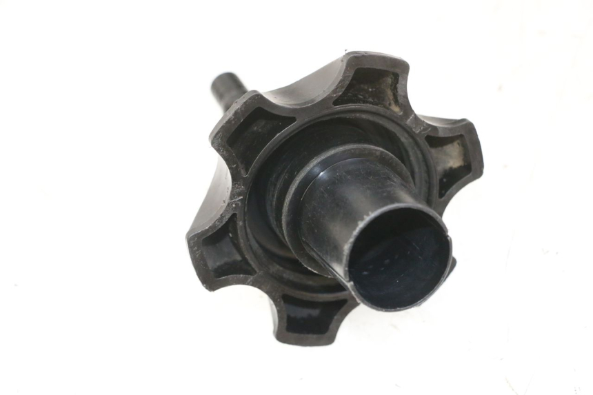photo de BOUCHON RESERVOIR ESSENCE HONDA CR 85 (2003 - 2007)