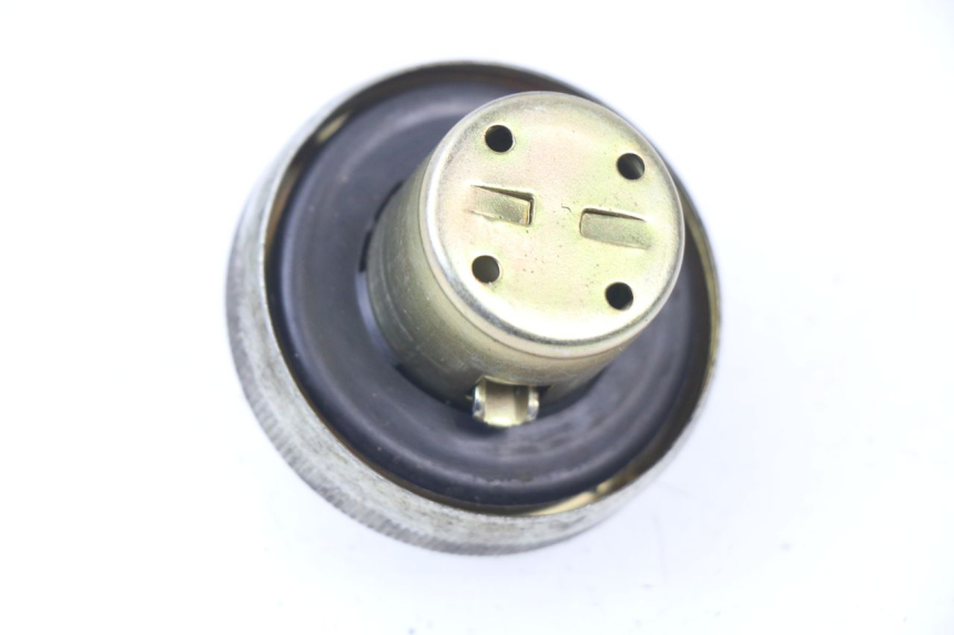 photo de BOUCHON RESERVOIR ESSENCE HONDA SFX 50 (1996 - 1997)