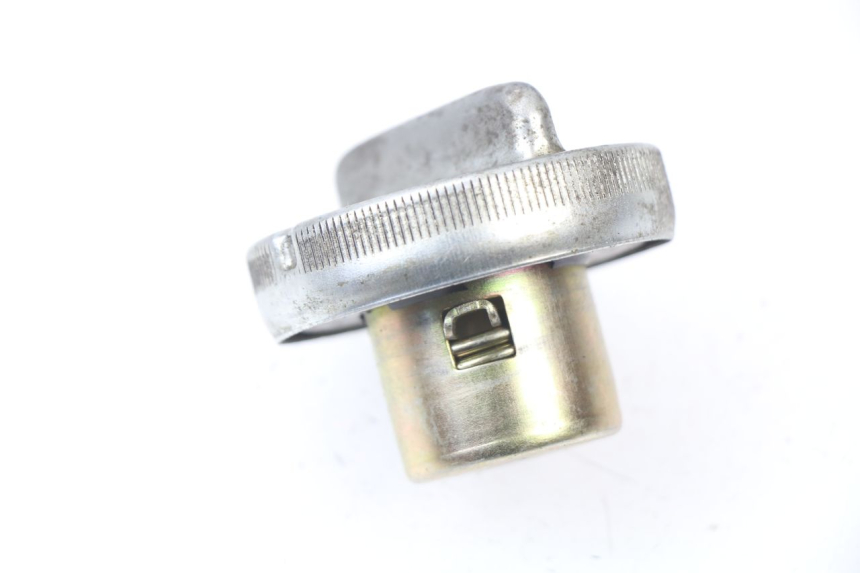 photo de BOUCHON RESERVOIR ESSENCE HONDA SFX 50 (1996 - 1997)