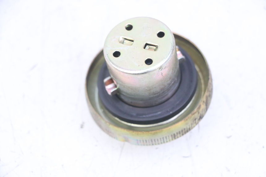 photo de BOUCHON RESERVOIR ESSENCE SYM JET 14 4T 50 (2018 - 2022)