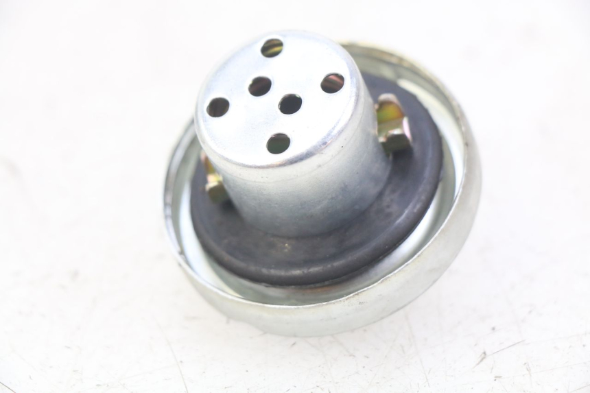 photo de BOUCHON RESERVOIR ESSENCE JM MOTORS GT LINE 4T 50 (2021 - 2023)