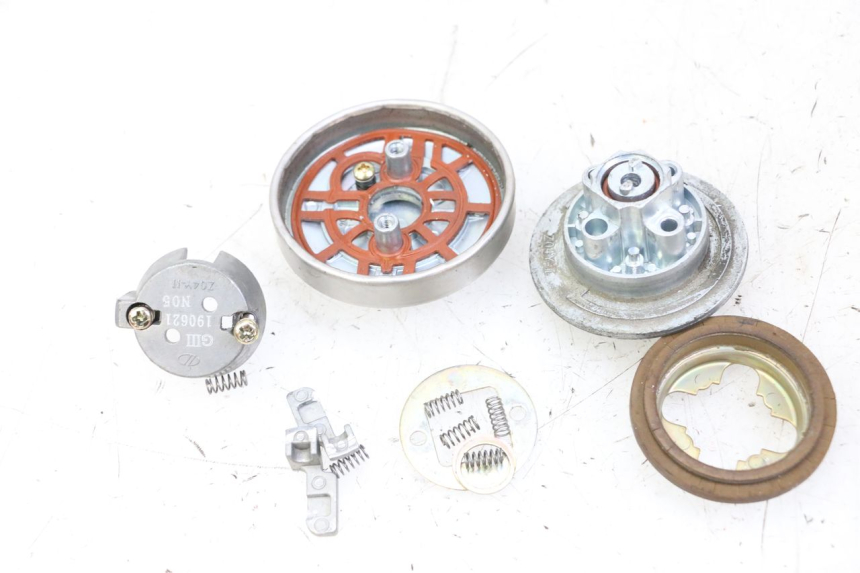 photo de BOUCHON RESERVOIR ESSENCE KEEWAY K-LIGHT KLIGHT 125 (2018 - 2025)