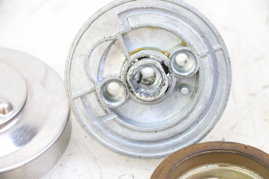 photo de BOUCHON RESERVOIR ESSENCE KEEWAY K-LIGHT KLIGHT 125 (2018 - 2025)