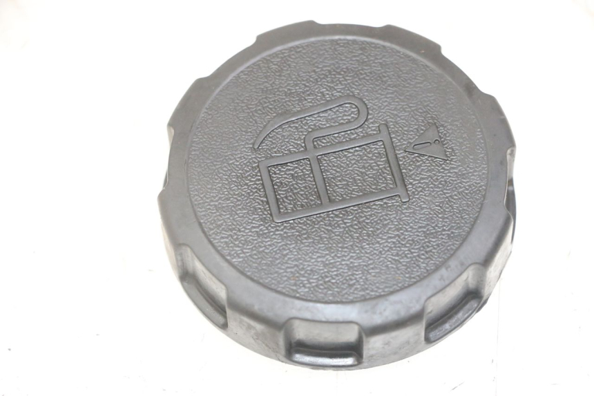 photo de BOUCHON RESERVOIR ESSENCE PEUGEOT KISBEE 2T 50 (2018 - 2022)