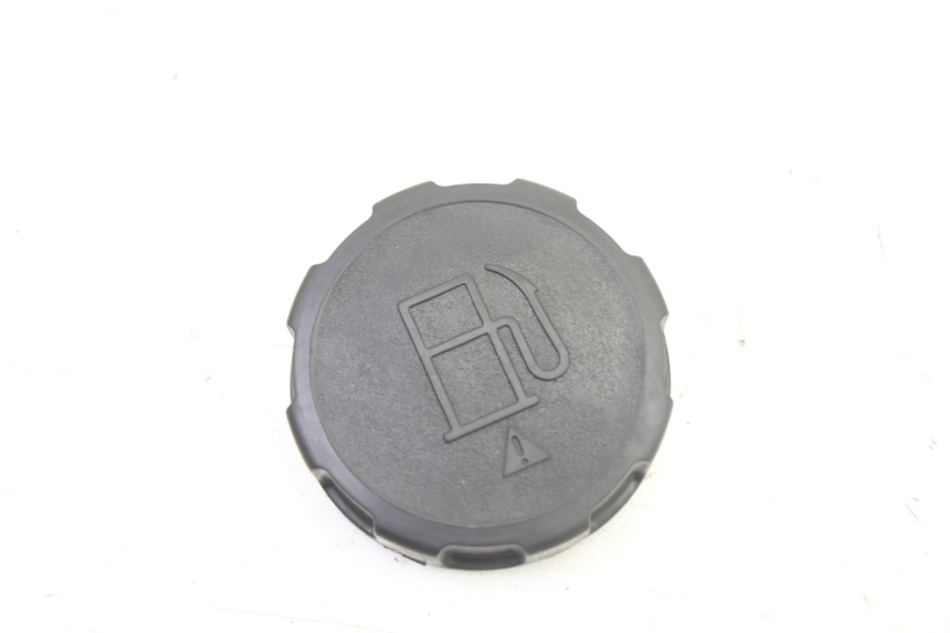 photo de BOUCHON RESERVOIR ESSENCE PEUGEOT KISBEE 2T 50 (2010 - 2017)
