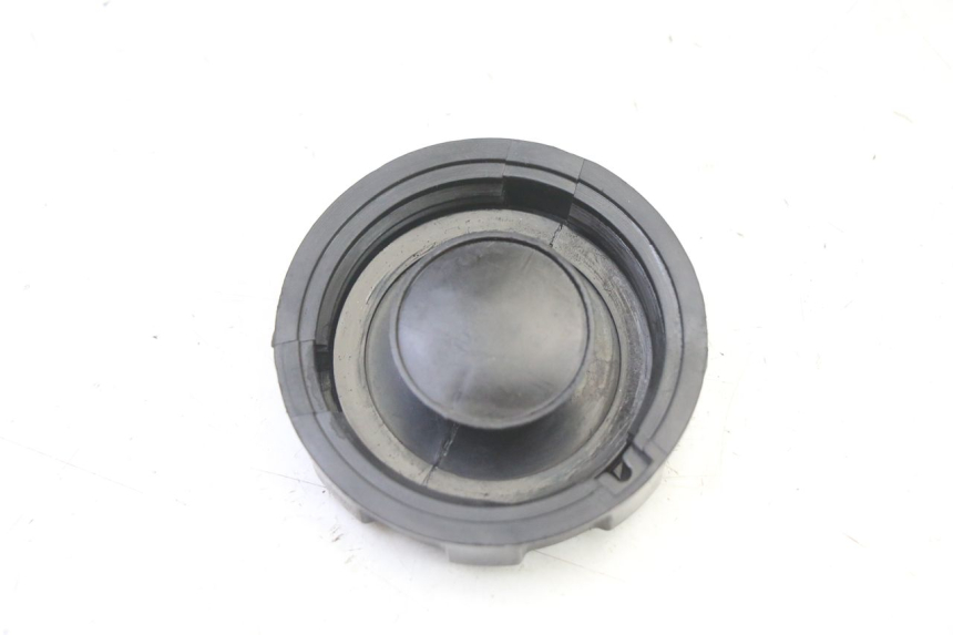 photo de BOUCHON RESERVOIR ESSENCE PEUGEOT KISBEE 4T 50 (2018 - 2022)