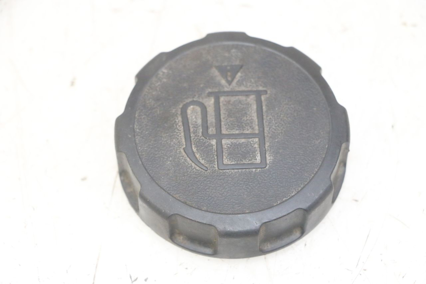 photo de BOUCHON RESERVOIR ESSENCE PEUGEOT KISBEE 4T 50 (2018 - 2022)
