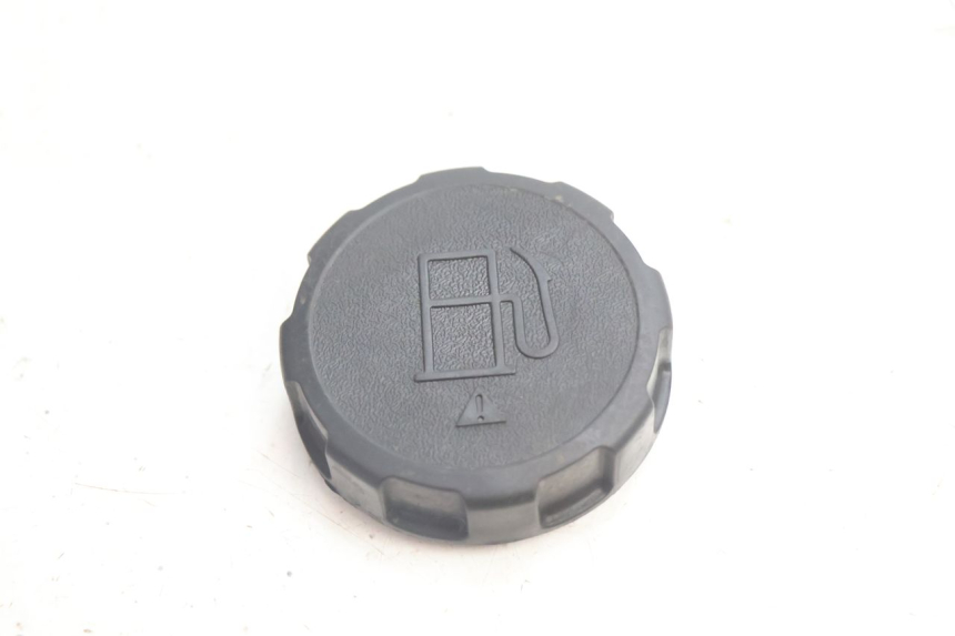 photo de BOUCHON RESERVOIR ESSENCE PEUGEOT KISBEE 4T 50 (2018 - 2022) - Vue principale