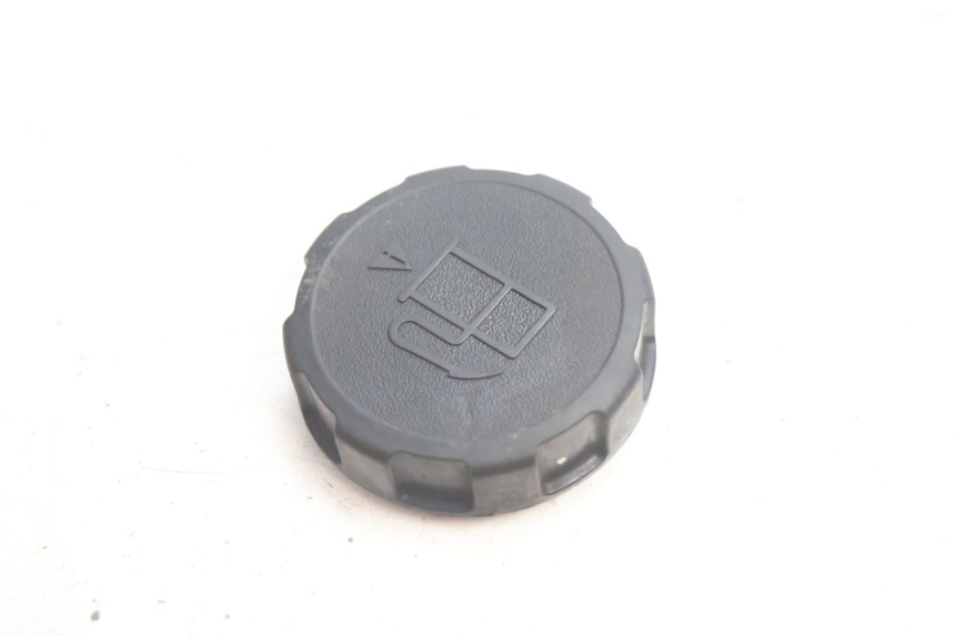 photo de BOUCHON RESERVOIR ESSENCE PEUGEOT KISBEE 4T 50 (2018 - 2022) - Détail de la pièce