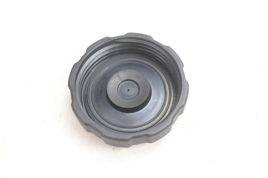 photo de BOUCHON RESERVOIR ESSENCE PEUGEOT LUDIX ONE 14P 50 (2004 - 2013) - Zoom état d’usage
