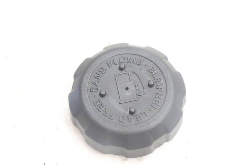 photo de BOUCHON RESERVOIR ESSENCE PEUGEOT LUDIX PRO 2T 50 (2010 - 2017) - Vue principale