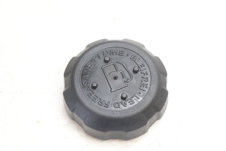 photo de BOUCHON RESERVOIR ESSENCE PEUGEOT LUDIX SNAKE 2T 50 (2004 - 2014) - Vue principale