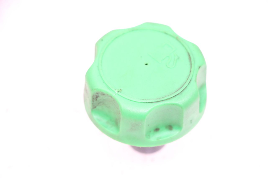 photo de BOUCHON RESERVOIR ESSENCE YAMAHA NEO'S NEOS 2T 50 (1998 - 2007) - Détail de la pièce