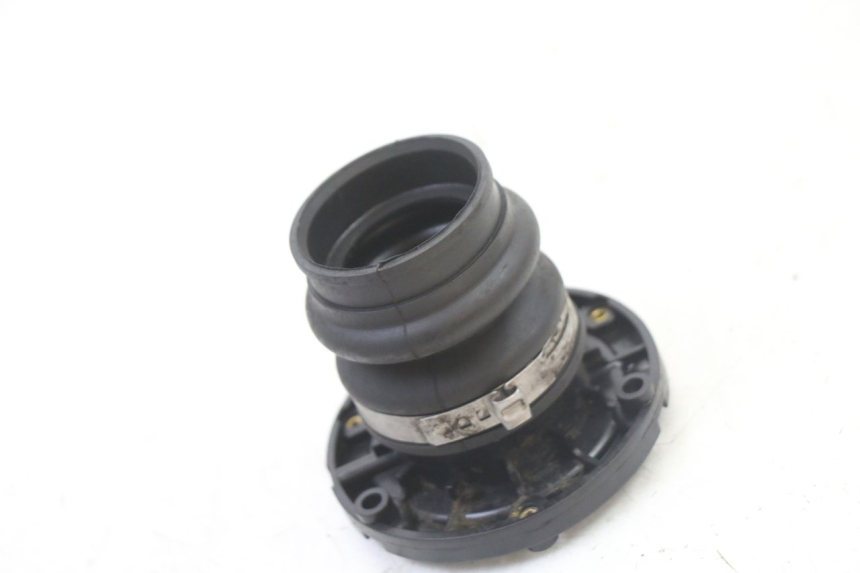 photo de BOUCHON RESERVOIR ESSENCE PIAGGIO NRG POWER PUREJET 50 (2018 - 2021)