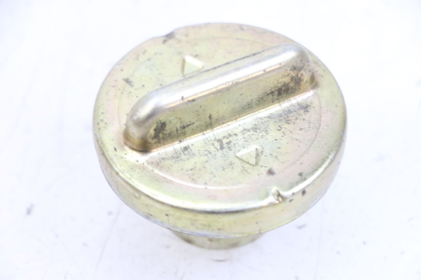 photo de BOUCHON RESERVOIR ESSENCE JM MOTORS OLDIES 4T 50 (2010 - 2020) - Zoom état d’usage