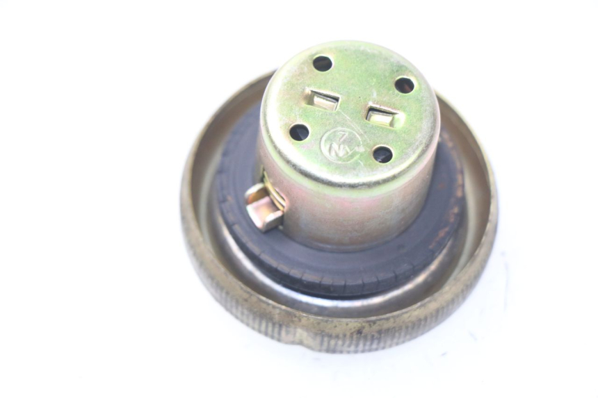 photo de BOUCHON RESERVOIR ESSENCE SYM ORBIT 2 4T 50 (2008 - 2017)