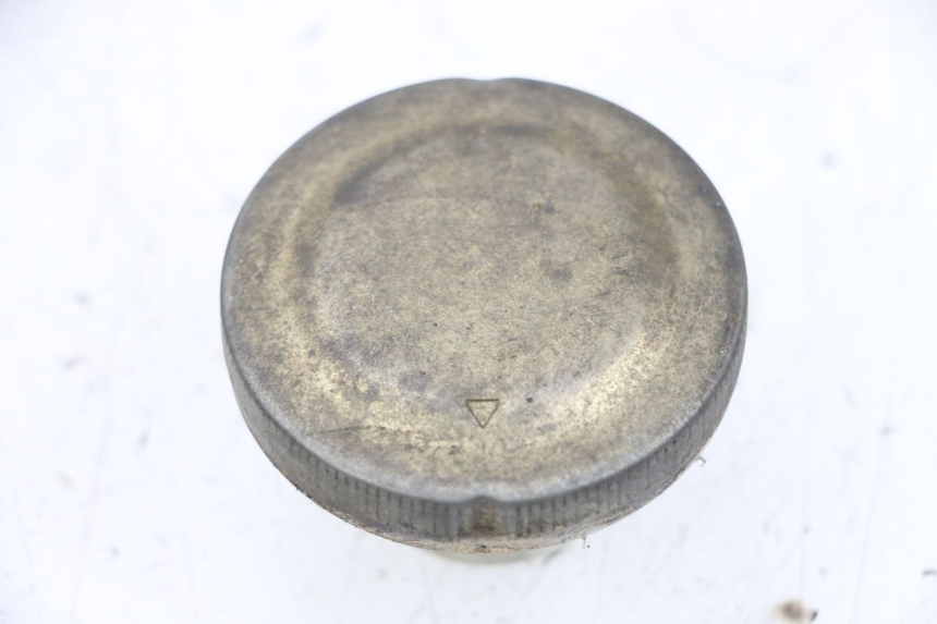 photo de BOUCHON RESERVOIR ESSENCE SYM ORBIT 2 4T 50 (2008 - 2017) - Zoom état d’usage