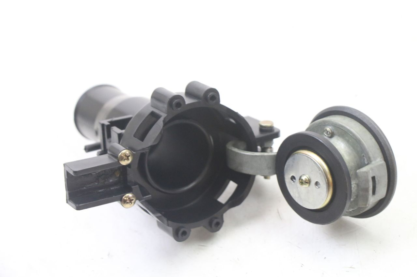 photo de BOUCHON RESERVOIR ESSENCE SYM ORBIT III 3 4T 50 (2021 - 2025)
