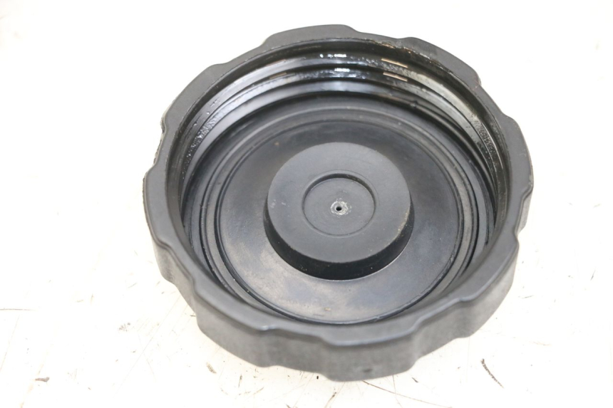 photo de BOUCHON RESERVOIR ESSENCE PEUGEOT GEOPOLIS RS 125 (2007 - 2009)