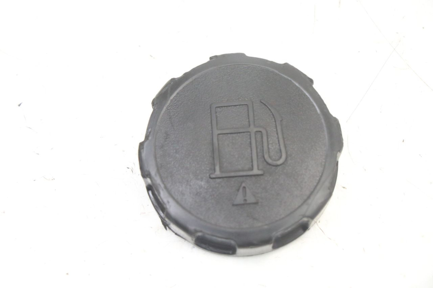 photo de BOUCHON RESERVOIR ESSENCE PEUGEOT KISBEE 2T 50 (2010 - 2017)