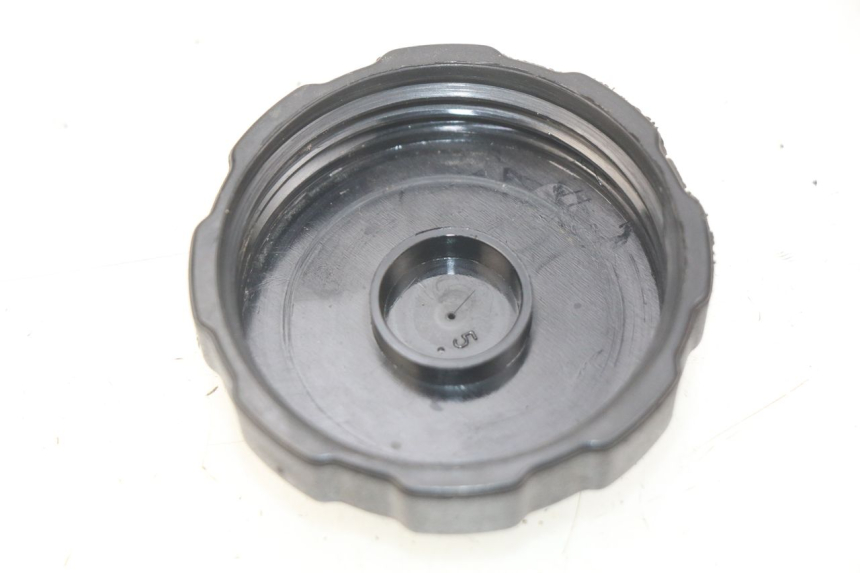 photo de BOUCHON RESERVOIR ESSENCE PEUGEOT LUDIX 2 PRO 4T 50 (2008 - 2013)