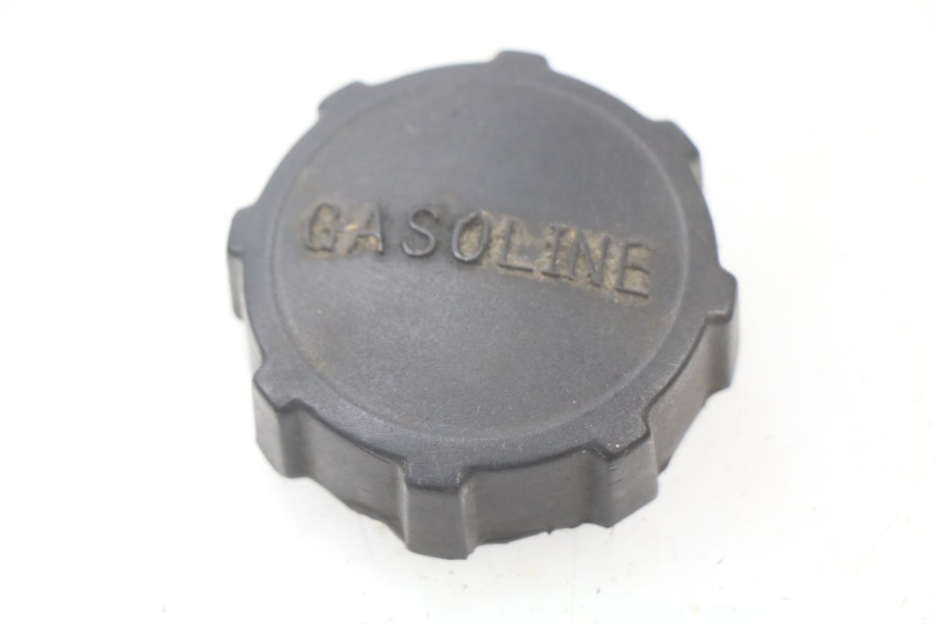 photo de BOUCHON RESERVOIR ESSENCE PIAGGIO BEVERLY 125 (2001 - 2004)