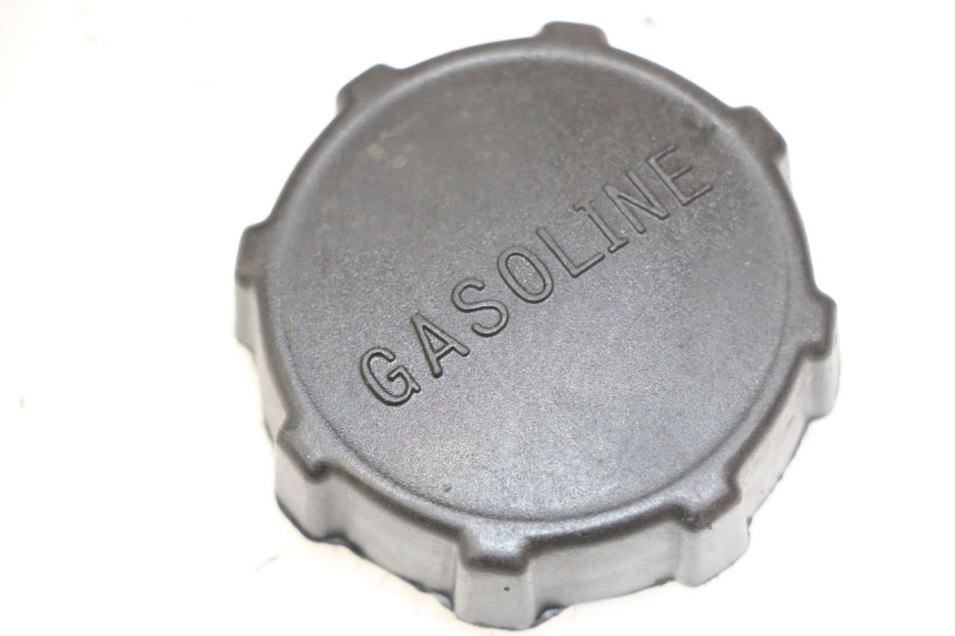 photo de BOUCHON RESERVOIR ESSENCE PIAGGIO FLY 2T 50 (2004 - 2017)