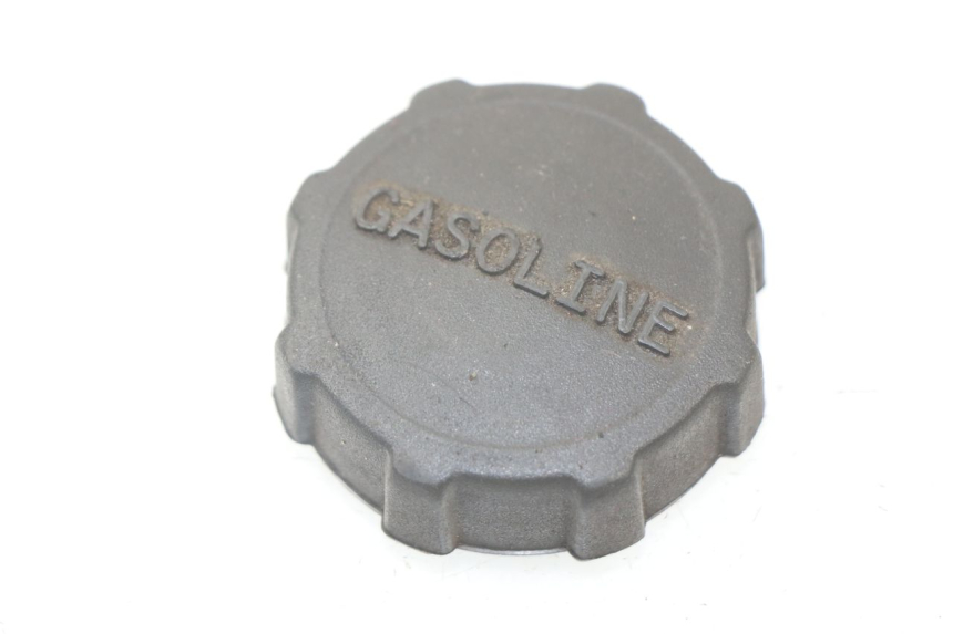 photo de BOUCHON RESERVOIR ESSENCE PIAGGIO HEXAGON LX4 125 (1998 - 2001)