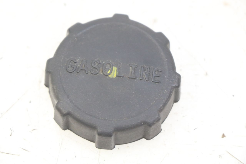 photo de BOUCHON RESERVOIR ESSENCE PIAGGIO LIBERTY IGET 4T 50 (2015 - 2020)