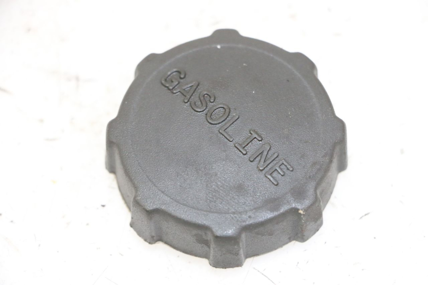 photo de BOUCHON RESERVOIR ESSENCE PIAGGIO MP3 125 (2006 - 2014)