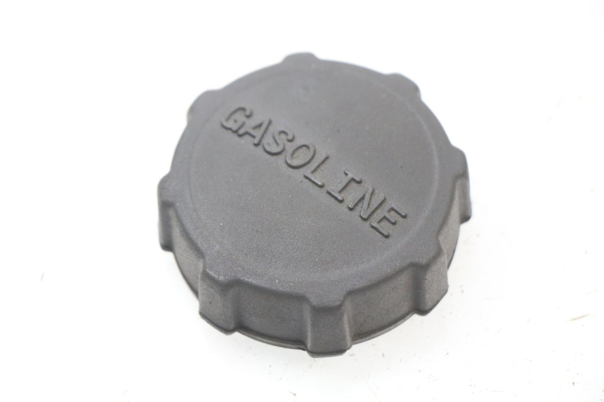 photo de BOUCHON RESERVOIR ESSENCE PIAGGIO PRIMAVERA 125 (2013 - 2021) - Vue principale