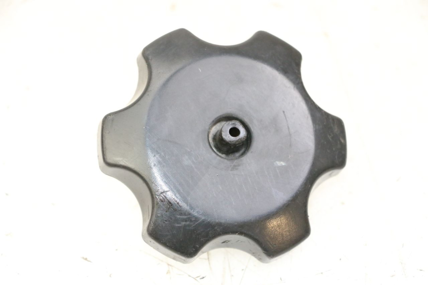 photo de BOUCHON RESERVOIR ESSENCE YAMAHA PW 80 (1983 - 2014)