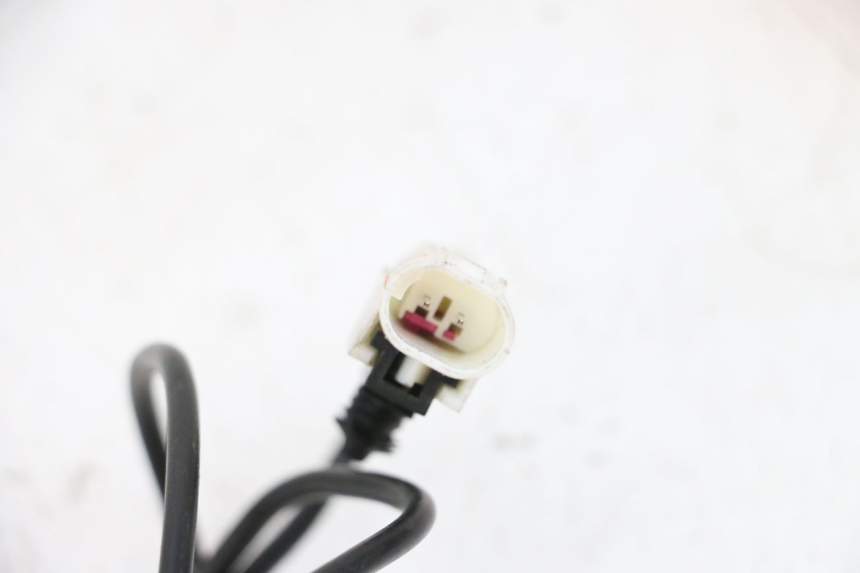 photo de BOUCHON RESERVOIR ESSENCE BMW R GS 1250 (2021 - 2024) - Autre angle de vue