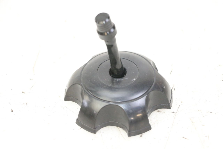 photo de BOUCHON RESERVOIR ESSENCE APOLLO RFZ 125
