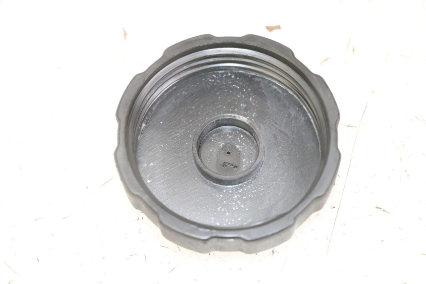 photo de BOUCHON RESERVOIR ESSENCE PEUGEOT SATELIS 125 (2013 - 2018)