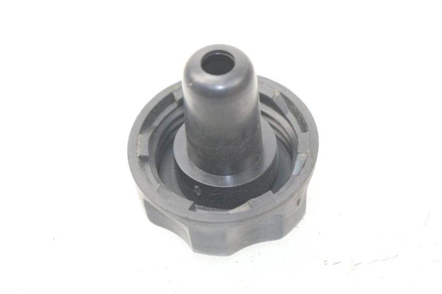 photo de BOUCHON RESERVOIR ESSENCE YAMAHA SLIDER 50 (2004 - 2016) - Vue principale