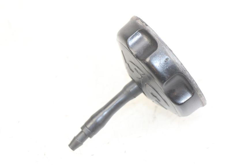 photo de BOUCHON RESERVOIR ESSENCE GAS-GAS SM ROOKIE 50 (2001 - 2005)