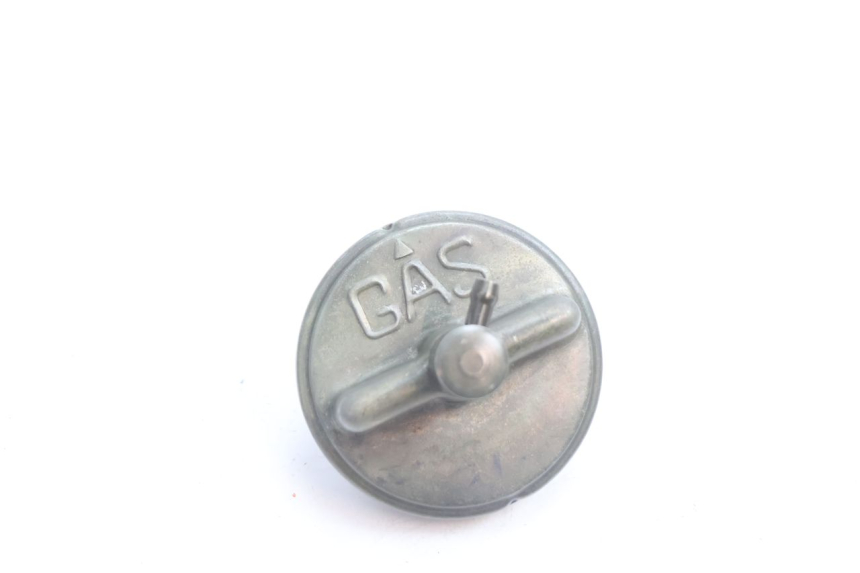 photo de BOUCHON RESERVOIR ESSENCE HONDA ST PAN EUROPEAN 1100 (1990 - 2002) - Vue principale