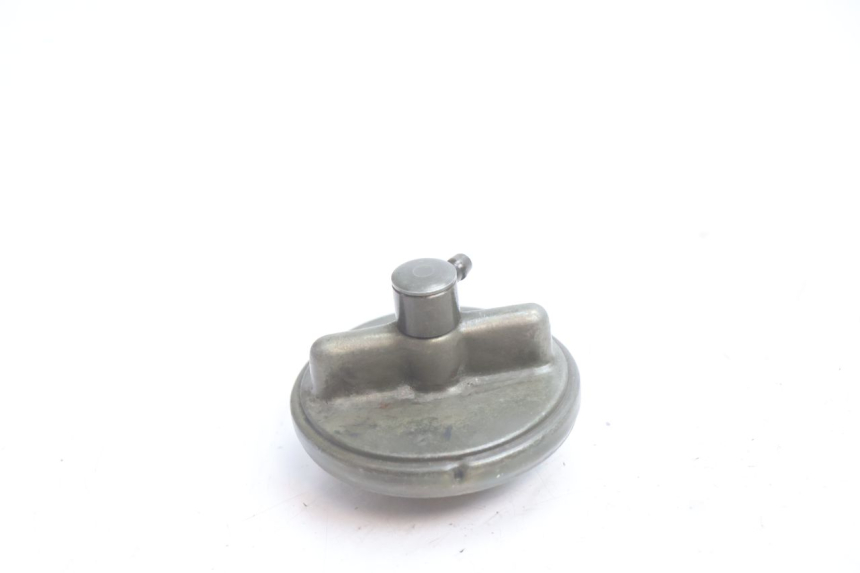 photo de BOUCHON RESERVOIR ESSENCE HONDA ST PAN EUROPEAN 1100 (1990 - 2002) - Détail de la pièce