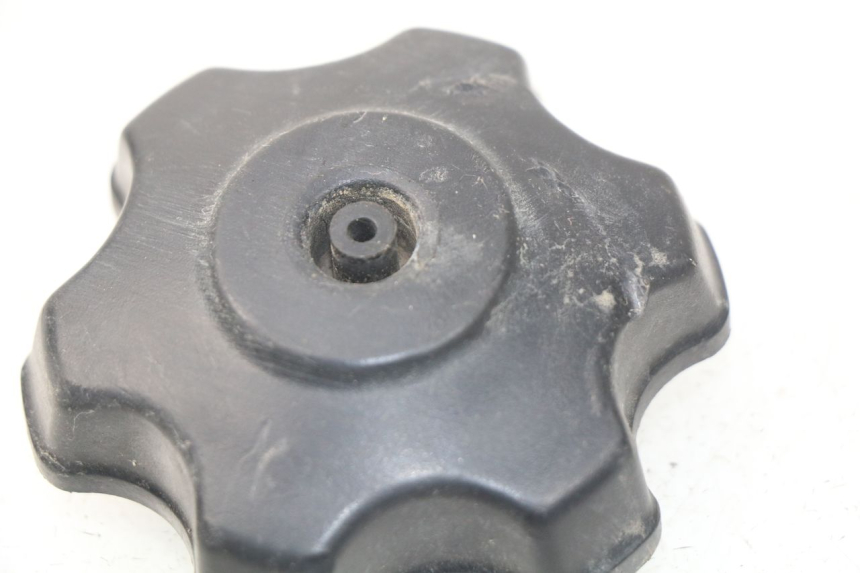 photo de BOUCHON RESERVOIR ESSENCE SUZUKI JR 80 (2001 - 2006)