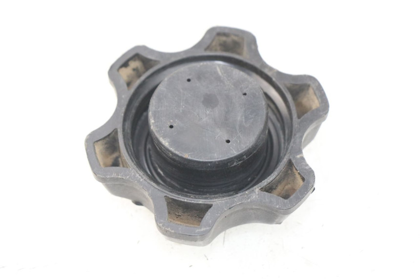 photo de BOUCHON RESERVOIR ESSENCE SUZUKI JR 80 (2001 - 2006)